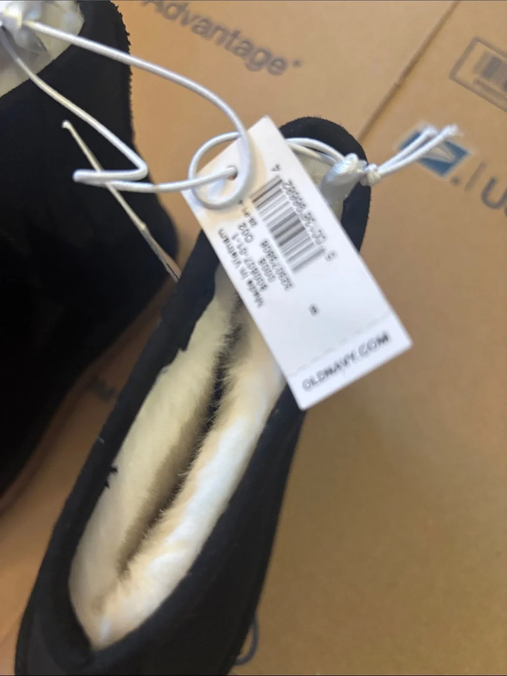 NWT Old Navy Black Faux-Suede Plush-Lined Slip-On Winter Boots